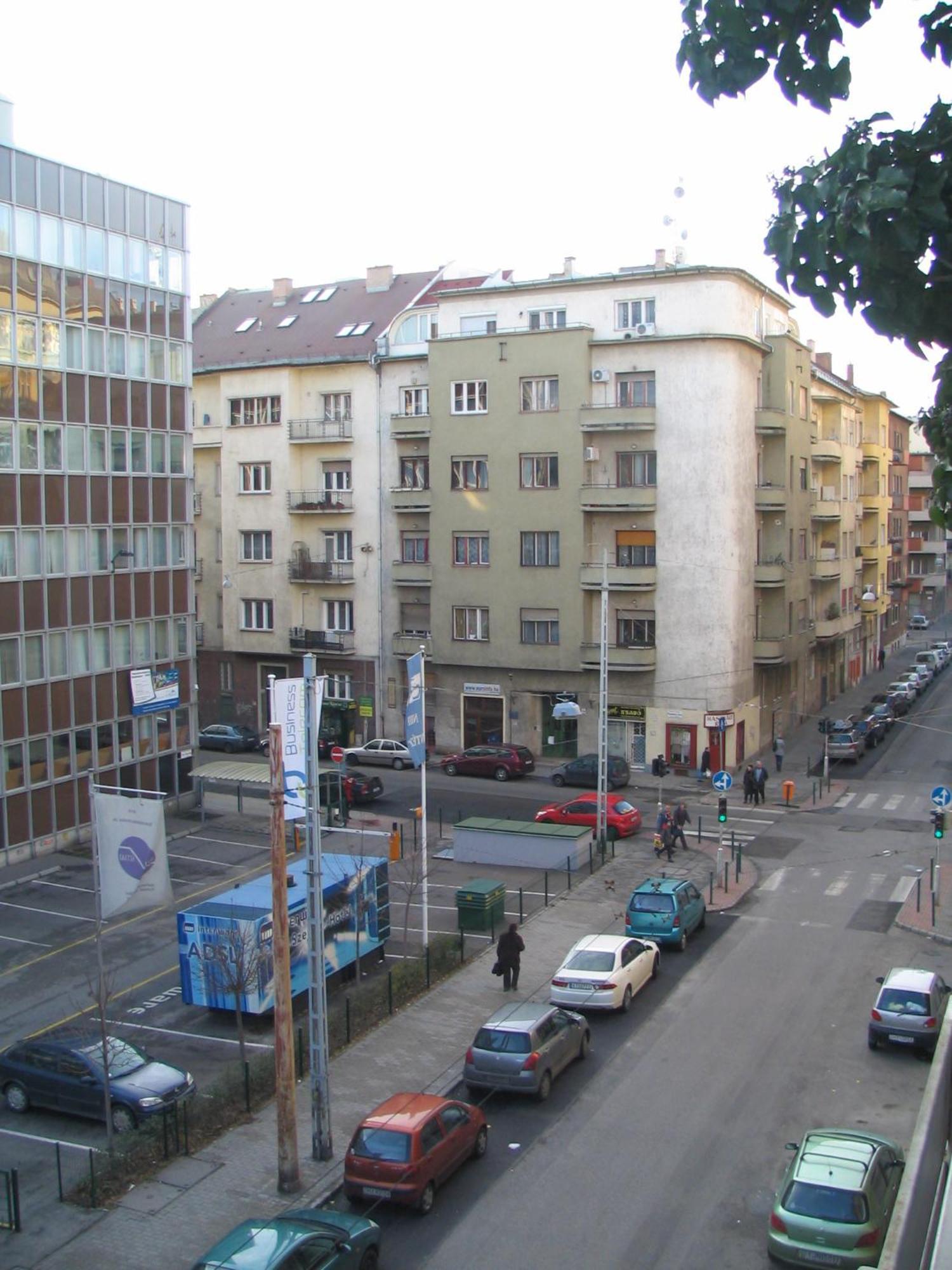 Apartments Leslie Будапеща Екстериор снимка
