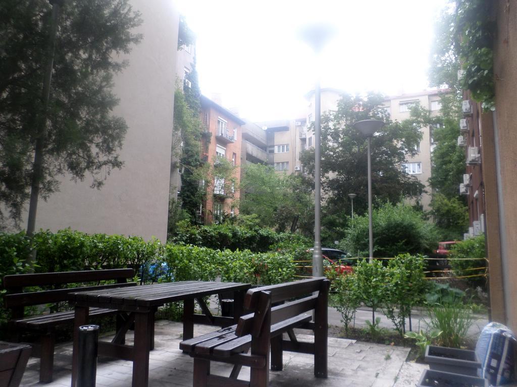 Apartments Leslie Будапеща Екстериор снимка