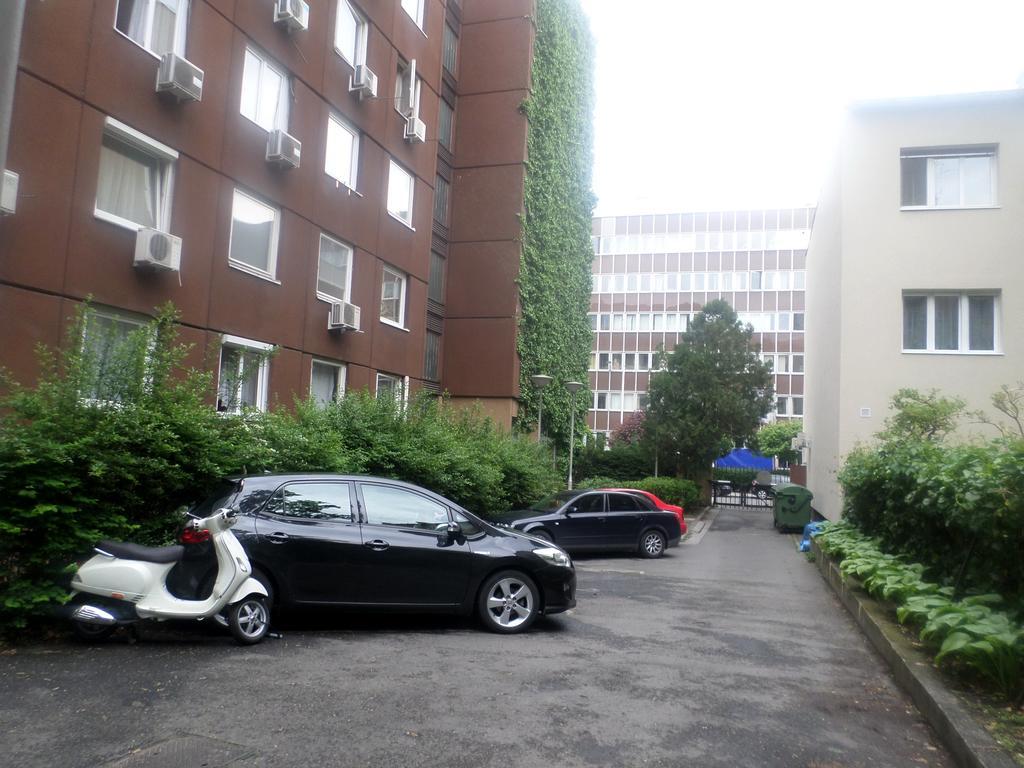 Apartments Leslie Будапеща Екстериор снимка
